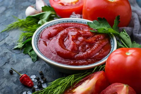 تصویر 2 از رب گوجه فرنگی تک محلات محصولی پرمایه با کیفیت مناسب برای پخت های طولانی